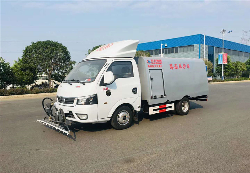 東風(fēng)途逸路面養(yǎng)護(hù)車 國六